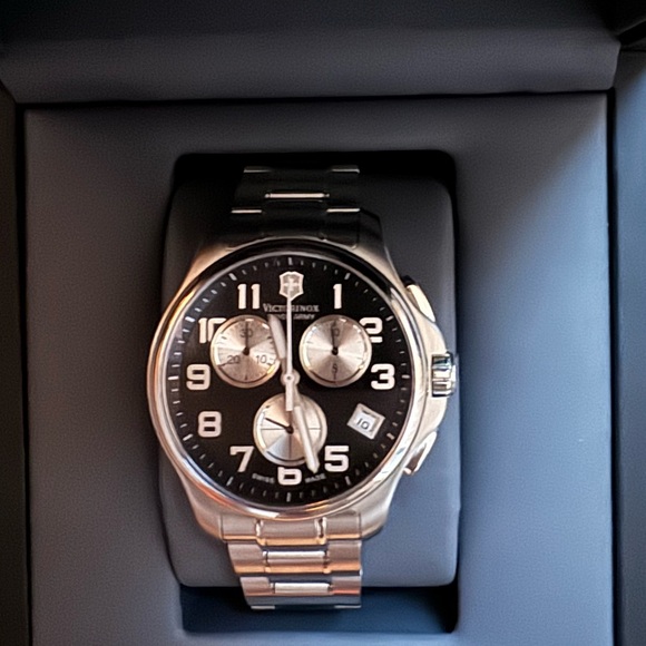VICTORINOX Swiss Army Officers Men's Watch